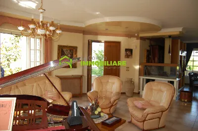Villa in vendita a Cisterna di Latina - foto 2