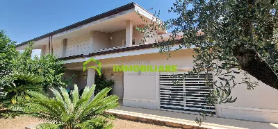 Casa Indipendente in vendita a Cisterna di... - foto 6