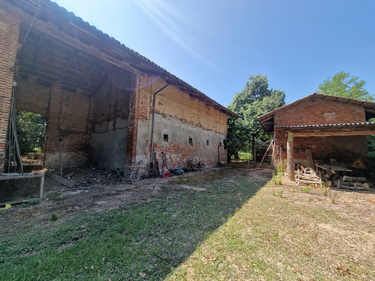 Rustico/Casale in vendita a Bra - foto 5