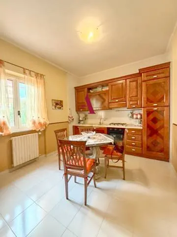 Casa Indipendente in vendita a Avellino - foto 6