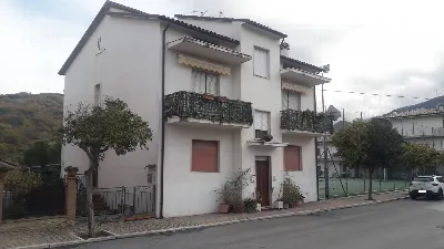 Casa Indipendente a Serramonacesca