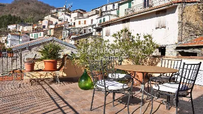 Casa Indipendente a Borgomaro