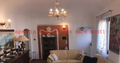 Villa a Quiliano