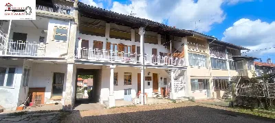 Villa a Sala Biellese
