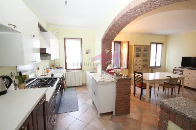 Casa Indipendente in vendita a Melara - foto 2
