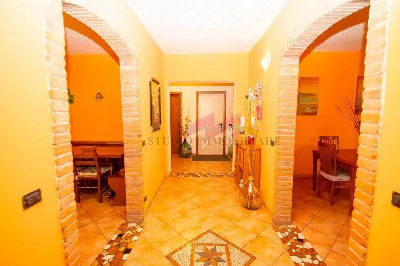 Casa Indipendente in vendita a Melara - foto 2