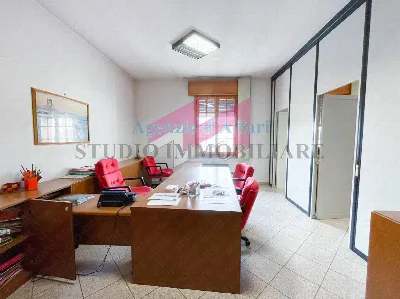 Ufficio in vendita a Castelmassa - foto 1