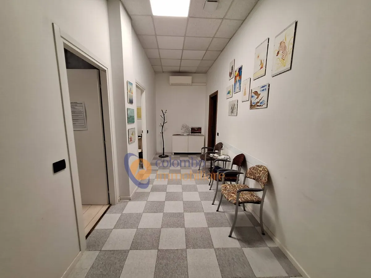 Ufficio in vendita a Busto Arsizio - foto 3