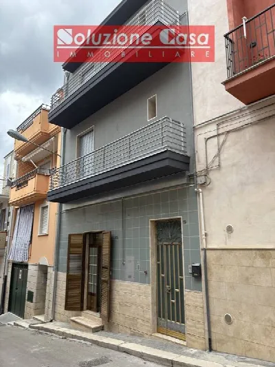 Casa Indipendente in vendita a Canosa di P... - foto 1