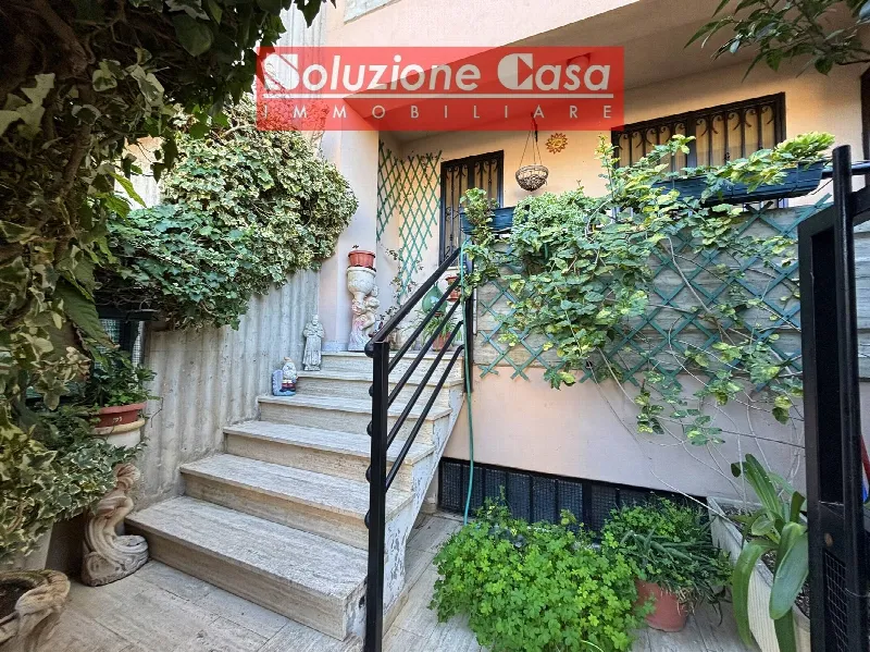 Casa Indipendente in vendita a Canosa di Puglia - foto 1