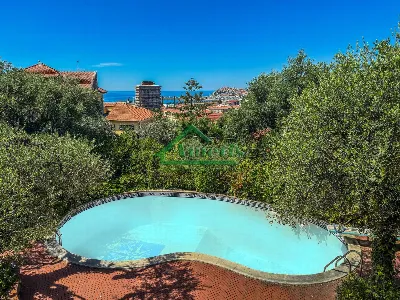 Villa in vendita a Imperia, Oneglia - foto 1