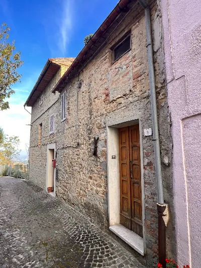 Rustico/Casale in vendita a Penna San Giov... - foto 2