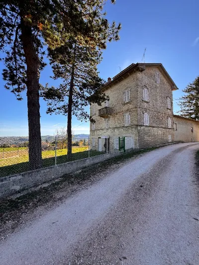 Casa Indipendente a Falerone