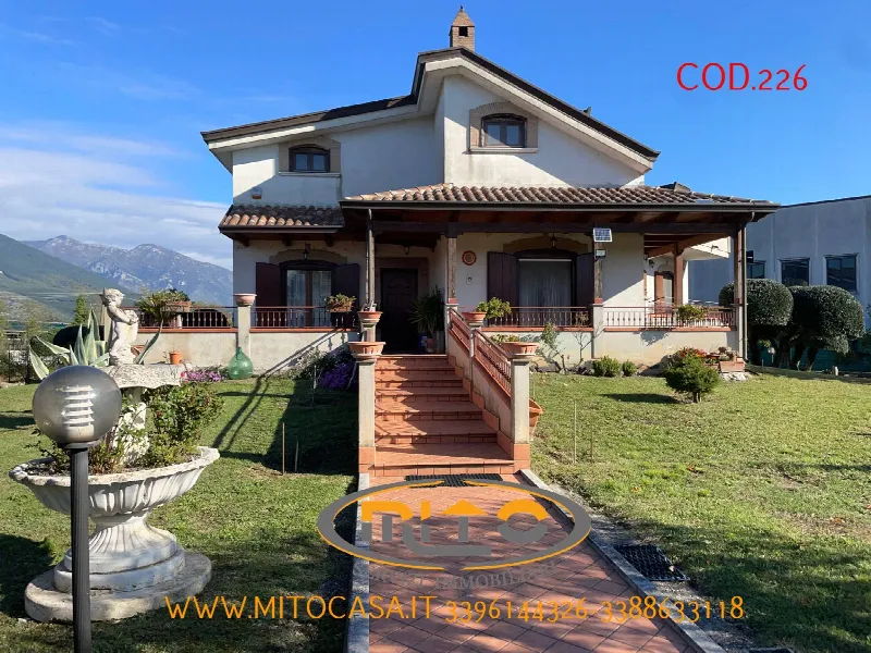 Villa in vendita a San Salvatore Telesino - foto 1