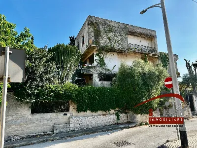 Villa in vendita a Siracusa, Belvedere, Tr... - foto 1