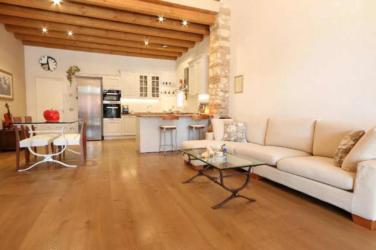 Rustico/Casale in vendita a Verona, Via Mantovana, Dossobuono, Sacra Famiglia, Castel D'azzano - foto 3