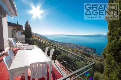 Villa in vendita a Torri del Benaco - foto 1