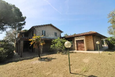 Villa in vendita a San Benedetto del Tront... - foto 2