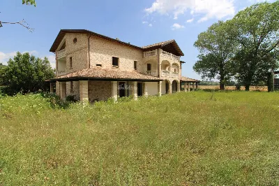 Rustico/Casale in vendita a Folignano - foto 5