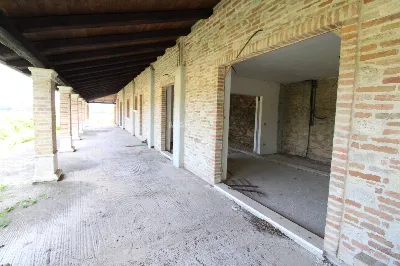Rustico/Casale in vendita a Folignano - foto 7