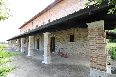 Rustico/Casale in vendita a Folignano - foto 8