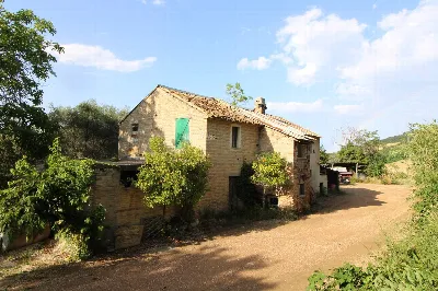 Rustico/Casale in vendita a Montefiore del... - foto 1