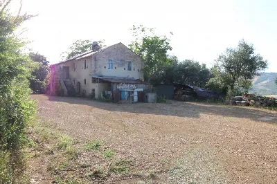 Rustico/Casale in vendita a Montefiore del... - foto 3