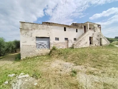 Rustico/Casale in vendita a Monteprandone - foto 2