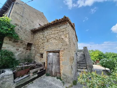 Rustico/Casale in vendita a Roccafluvione - foto 2