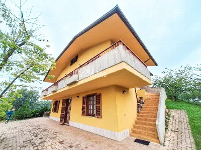 Villa in vendita a Sant'Omero - foto 2