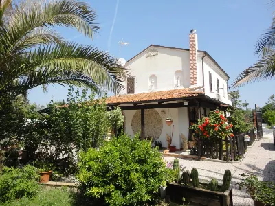 Villa in vendita a Jesi - foto 1