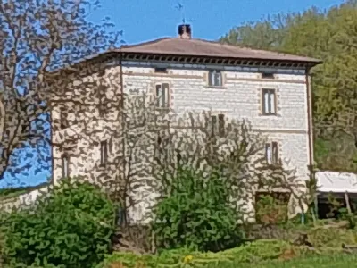 Rustico/Casale in vendita a Sassoferrato - foto 2