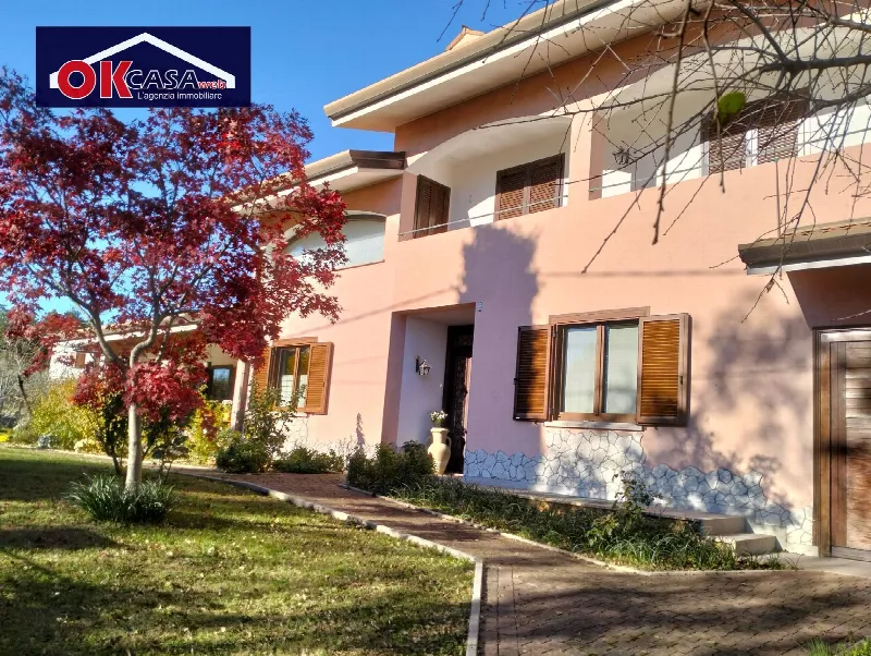 Villa in vendita a Sagrado - foto 1