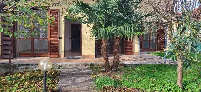 Villa in vendita a Lonate Pozzolo - foto 1