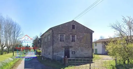 Rustico/Casale in vendita a Cento - foto 2