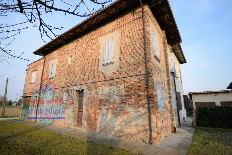 Villa in vendita a Cento - foto 1