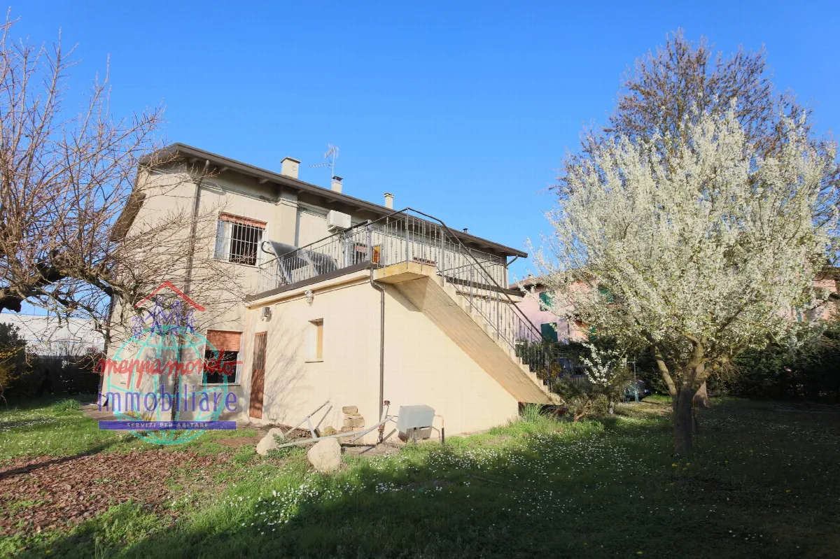 Villa in vendita a Cento - foto 2