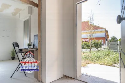 Casa Indipendente in vendita a Sala Bologn... - foto 2