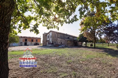Casa Indipendente in vendita a Crevalcore - foto 2