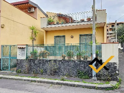 Villa in vendita a Catania, Cittadella, ci... - foto 1