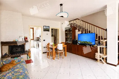 Casa Indipendente in vendita a Calderara d... - foto 1