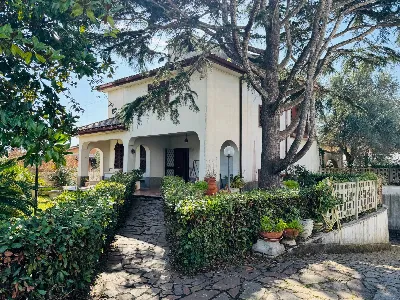 Villa in vendita a Ardea - foto 2