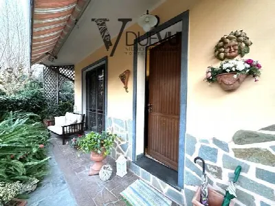 Casa Indipendente a Seravezza