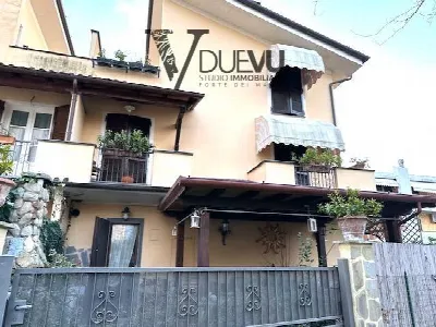 Casa Indipendente in vendita a Seravezza - foto 3