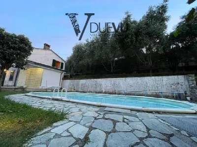 Villa in vendita a Pietrasanta - foto 1