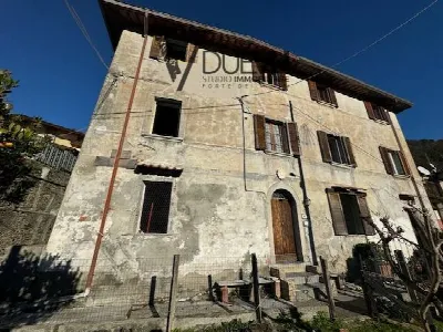 Rustico/Casale in vendita a Seravezza - foto 1