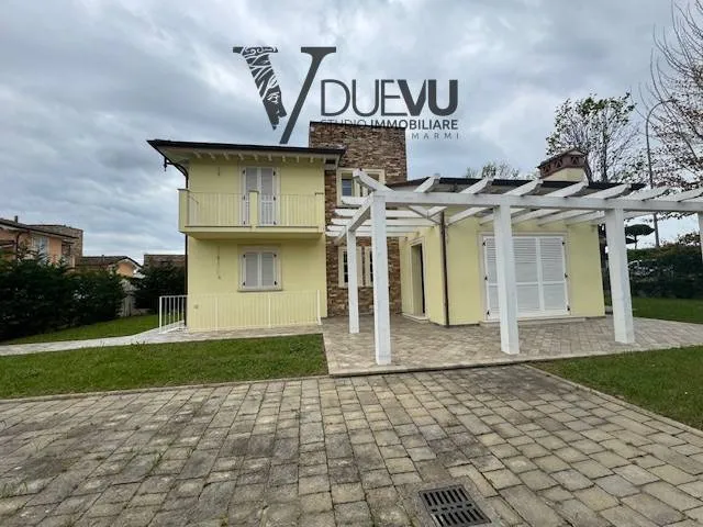 Casa Indipendente in vendita a Pietrasanta - foto 2
