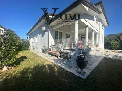 Casa Indipendente in vendita a Pietrasanta - foto 1