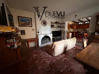 Casa Indipendente in vendita a Seravezza - foto 2