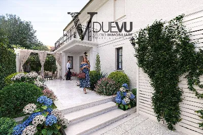 Casa Indipendente in vendita a Forte dei M... - foto 1